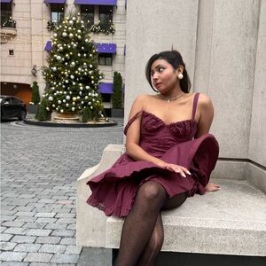 Elegant Burgundy Mini Dress